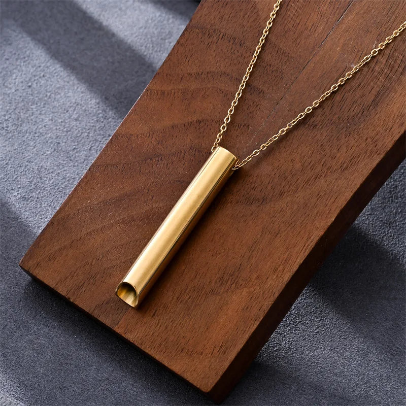 UILZ Personalized Domineering Triangle Spearhead Men's Couple Alloy Retro Hip-hop Arrow Necklace Pendant Jewelry