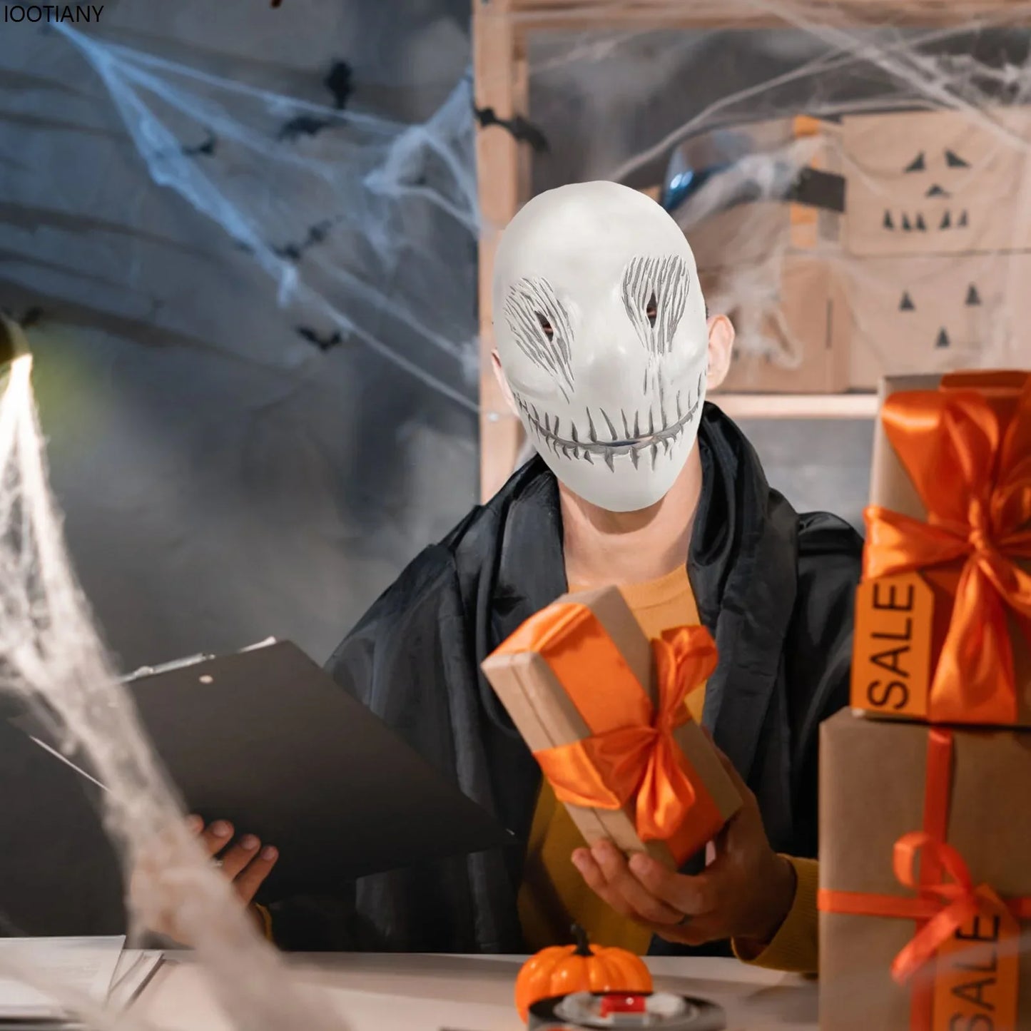 White Ghost Head Cover Adult Cosplay Skull Latex Mask Monster Demon Evil Smile Mask Carnival Horror Part Halloween