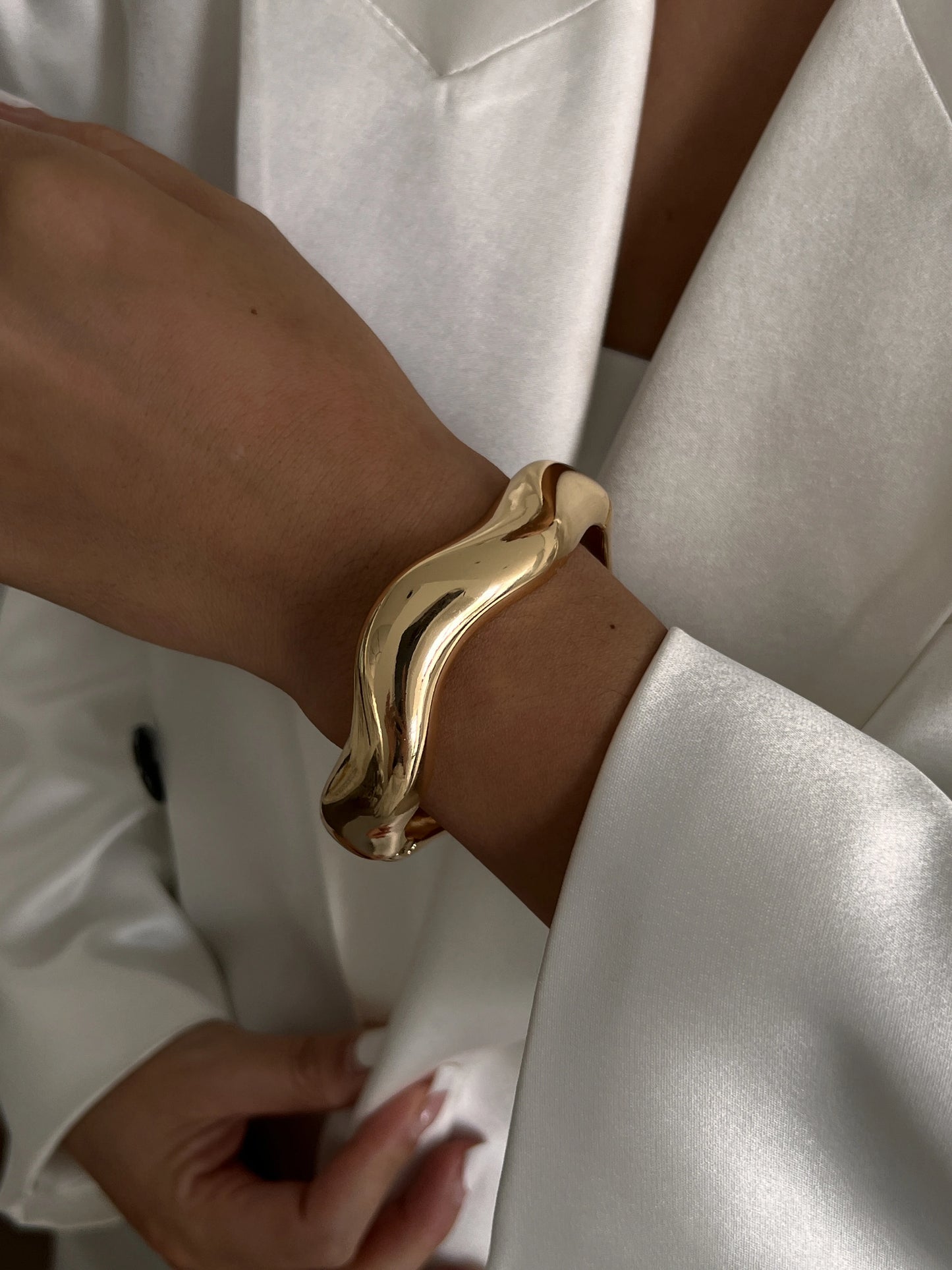 Ingemark 3 Style Creative Big Imitation Pearl Cuff Bracelet Women Trend 2025 Punk Heavy Metal Chunky Spring Bangle Steampunk Men