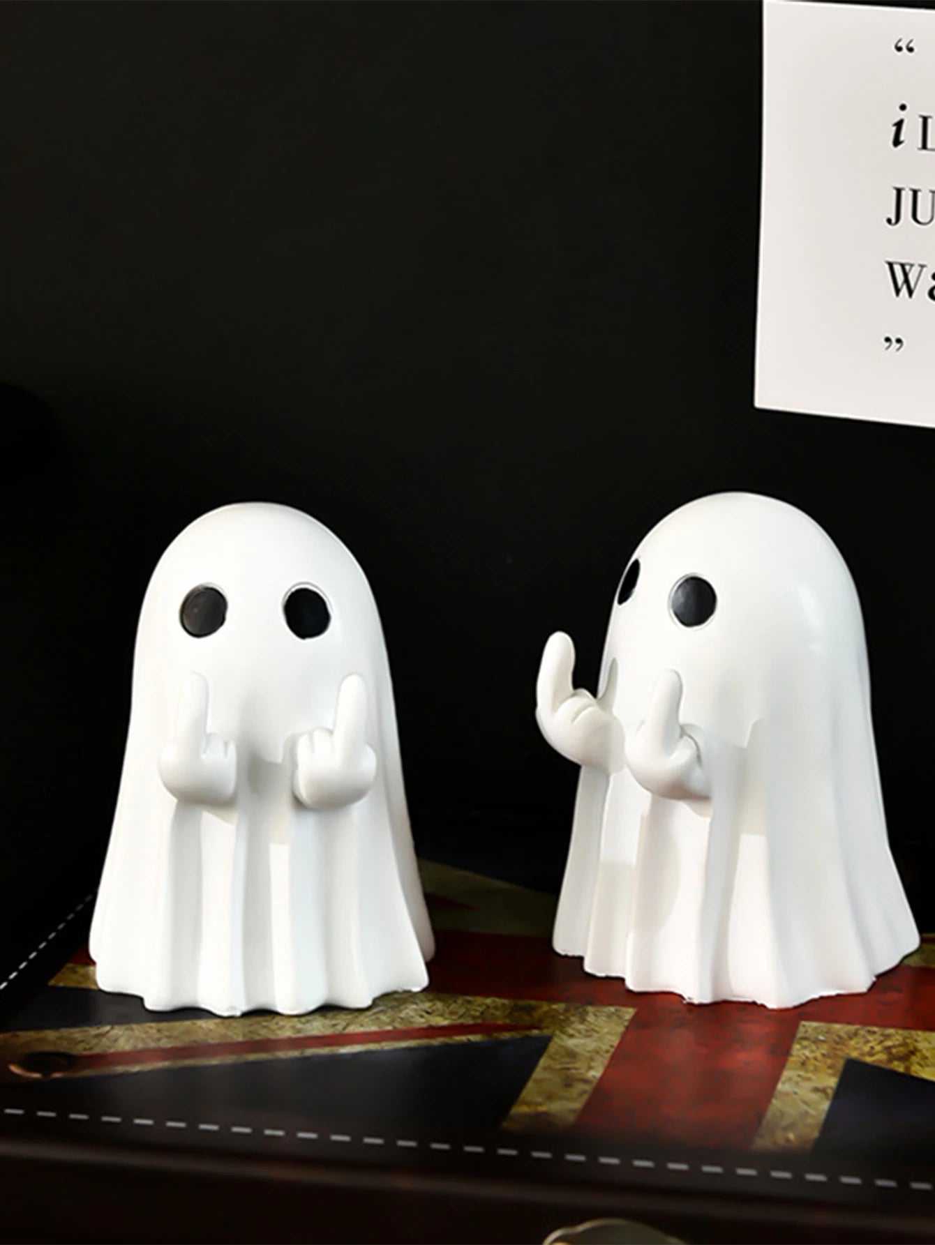 Middle Finger Cute Ghost Statue, Ghosts Small Scary Ghost Figurines, Home Decorations, Coffee Table Centerpieces Shelf