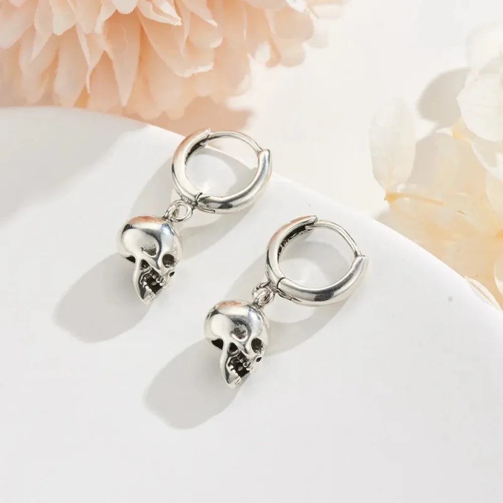 New Trend of Minimalist Men and Women Ghost Head Earrings Retro Skull Pendant Earrings Gothic Punk Rock Party Accessories Gift