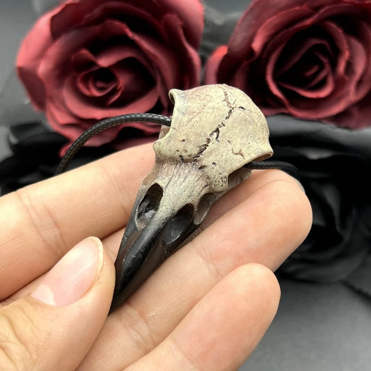 3D Goth Raven Skull Necklace Resin Replica Raven Magpie Crow Gothic Gift Raven Skull Necklace