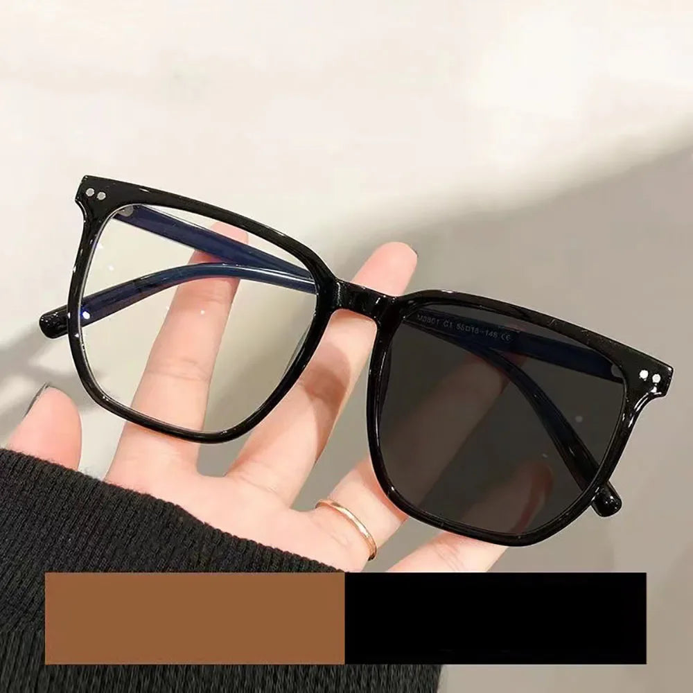 Men and women's flat mirror glasses couple Photochromic glasses Eyewear Accessories