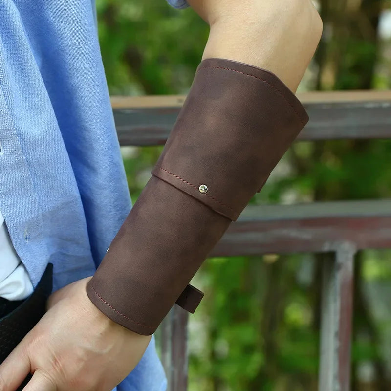 Medieval Armor Gloves Wide Cuff Bracers Bracelet Men Steampunk Warrior Gauntlet Knights Templar Leather Cosplay Props Wristbands