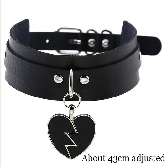 Woman Black Punk Choker Collar Necklace Sexy PU Leather Heart Lock Key Spike Chocker Gothic Cosplay Accessories Party Jewelry