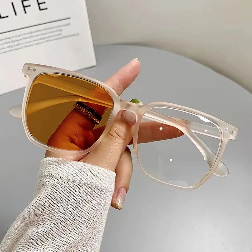Men and women's flat mirror glasses couple Photochromic glasses Eyewear Accessories