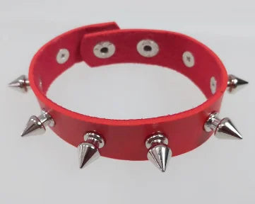 PESENAR New Rivets Chokers Punk Goth Handmade CCB Material Choker Necklace Spike Rivet Necklace Rock Gothic Chokers