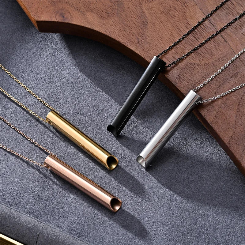 UILZ Personalized Domineering Triangle Spearhead Men's Couple Alloy Retro Hip-hop Arrow Necklace Pendant Jewelry