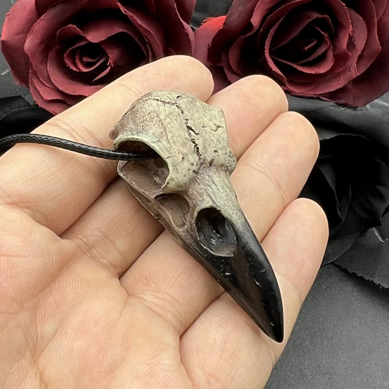 3D Goth Raven Skull Necklace Resin Replica Raven Magpie Crow Gothic Gift Raven Skull Necklace