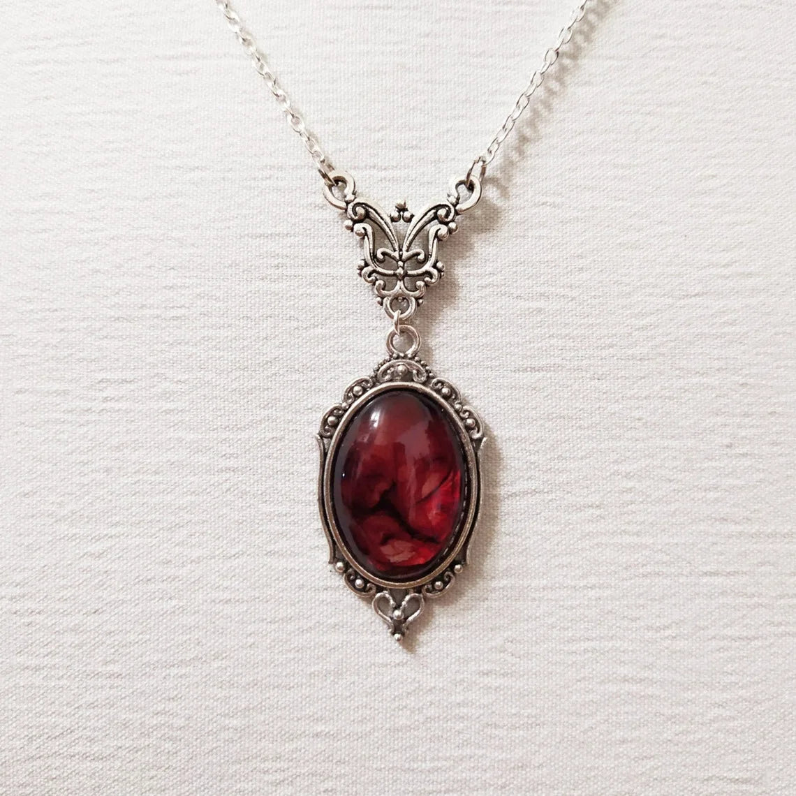 Vintage Gothic Blood Red Quartz Charm Necklace Butterfly Necklace For Women Vampire Embossed Witch Jewelry Accessories