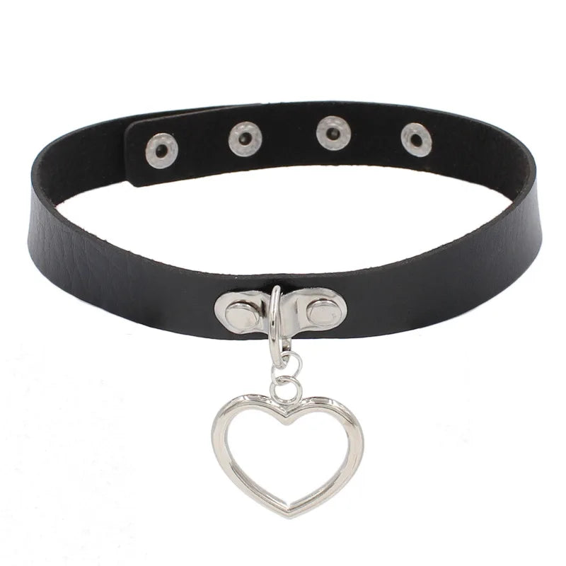 Harajuku Punk Rock Gothic Choker Necklace Women Sexy PU Leather Heart Lock Key Spike Collar Chocker Gothic Cosplay Accessories