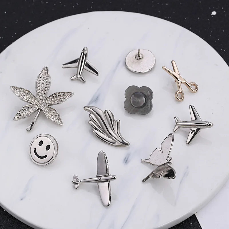Fashion Alloy Women Men Enamel Brooches Pin Glasses Sunglasses Frame Openwork Scissor Aircraft Badge Clothing Accessories