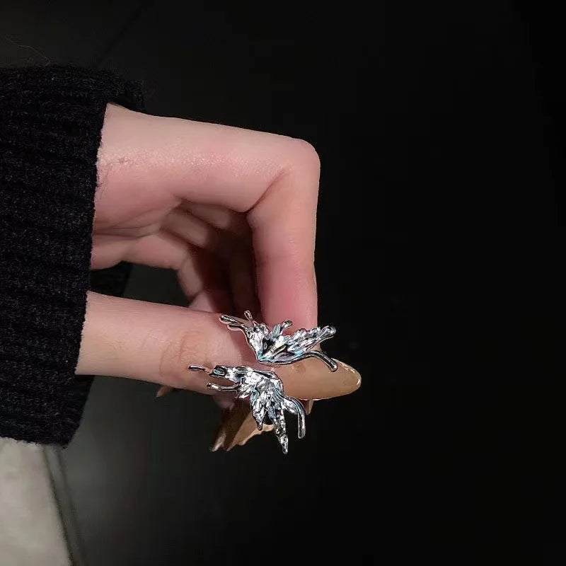 Punk Vintage Metal Liquid Dissolved Butterfly Women's Adjustable Ring Fashion Exquisite Anime Insect Ring Gothic Jewelry