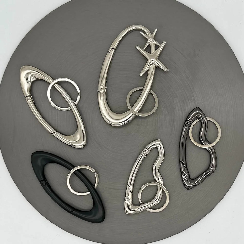 Y2K Punk Star Oval Essential Icon Carabiner Keychain Axe Shaped Mountaineering Car Key Ring Gothic Backpack Decor Korean Fashion