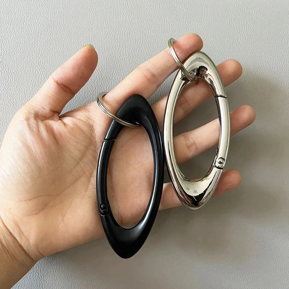 Y2K Punk Star Oval Essential Icon Carabiner Keychain Axe Shaped Mountaineering Car Key Ring Gothic Backpack Decor Korean Fashion