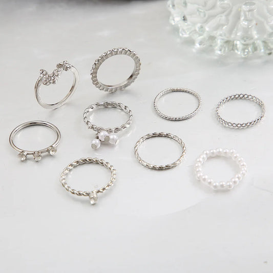 Bohemian Butterfly Pearl Rings Set for Women Shine Pearl Gothic Vintage Plated Retro Rhinestone Simple Finger Jewelry Gift
