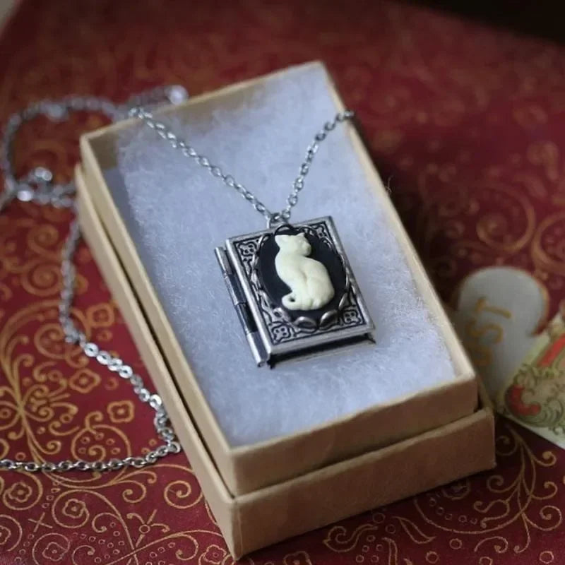 Gothic White Cat Pendant Necklace For Women Vintage Creative Necklace Page Turnable Book Shaped Necklace Party Jewelry No Box