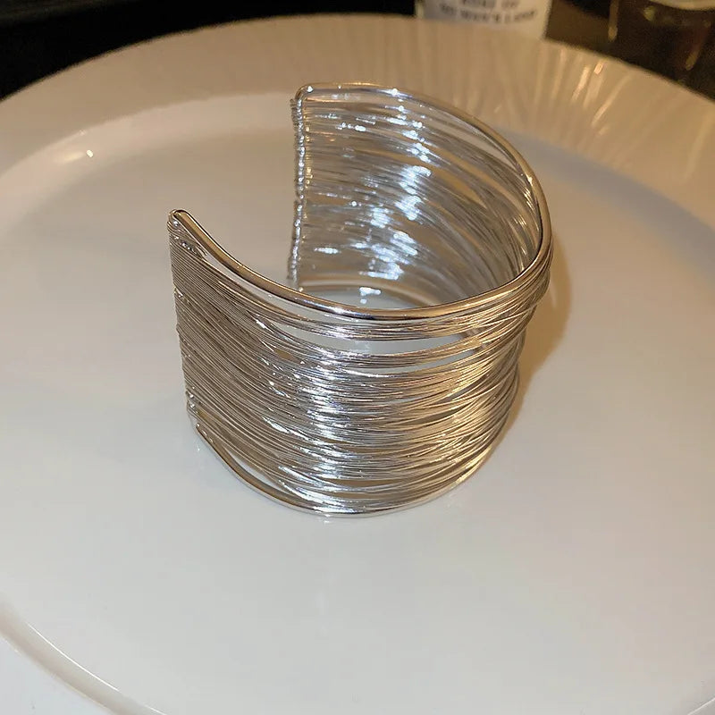 Vintage Hyperbolic Layered Gold Plated Wide Wire Bracelet Cuff Bangle for Women Exaggerated Wrist Wrap Bangle Hand Jewelry Gift